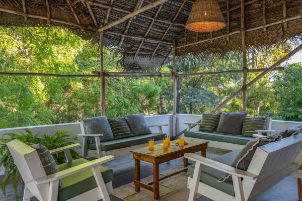 Image Title Goes Here