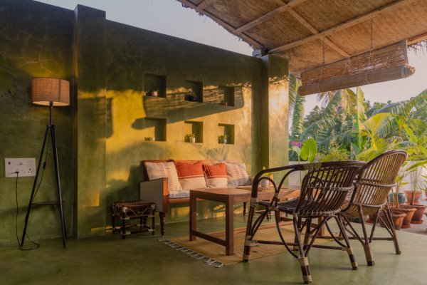 Image Title Goes Here